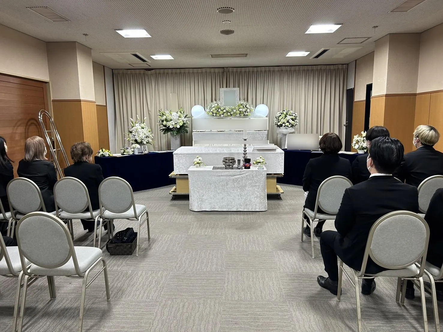 町田市、南多摩斎場第二式場にて家族親族15名でのお別れ会（無宗教スタイル）