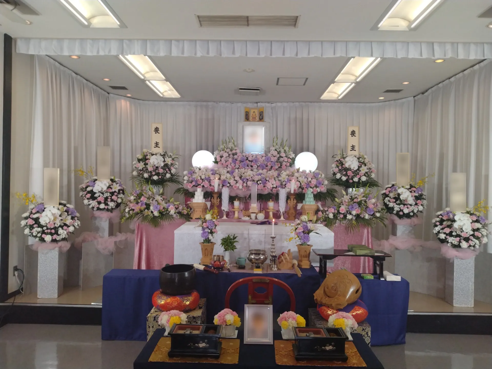 北区Y様、戸田葬祭場別館にて家族15名での家族葬(一日葬)